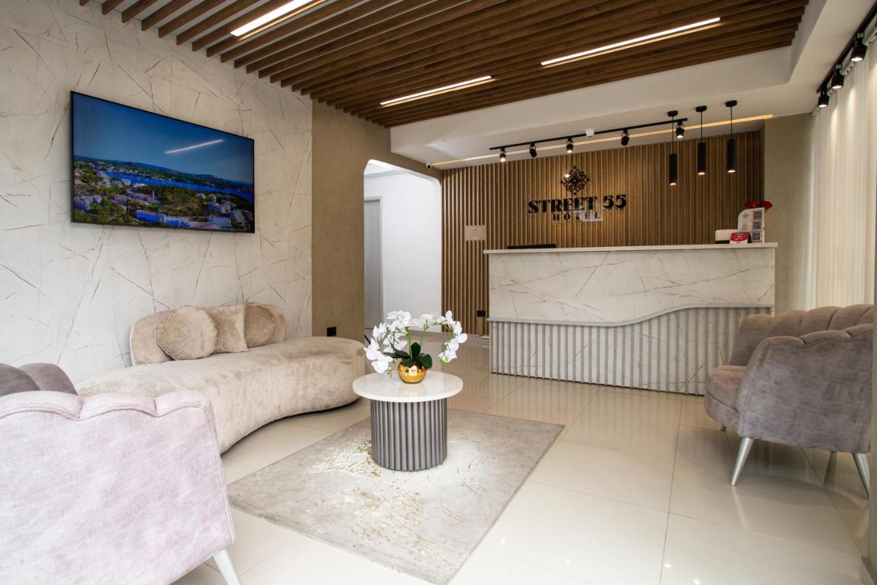 Street 55 Hotel 布卡拉曼加 外观 照片